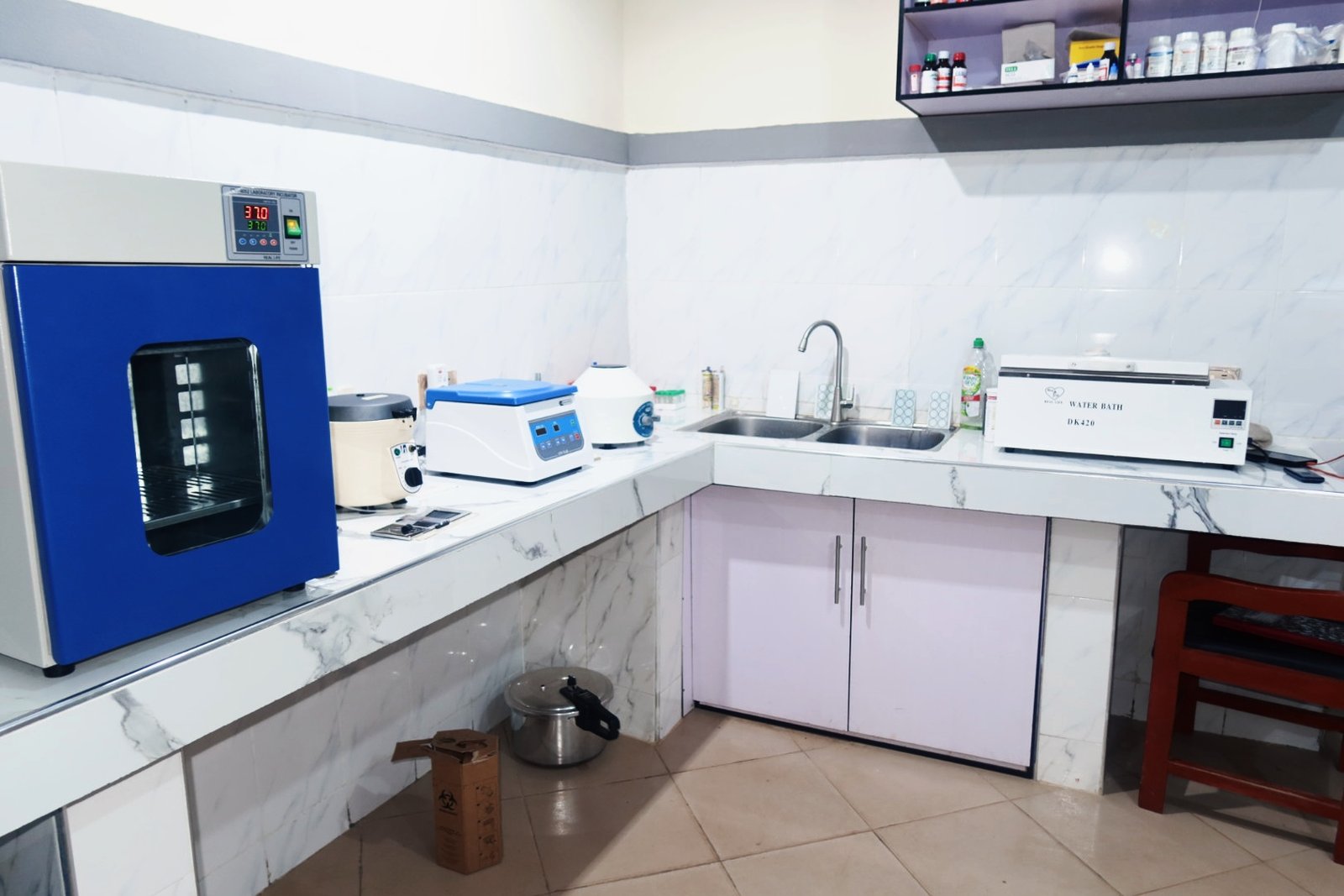 IMG_6033 Laboratory_Services